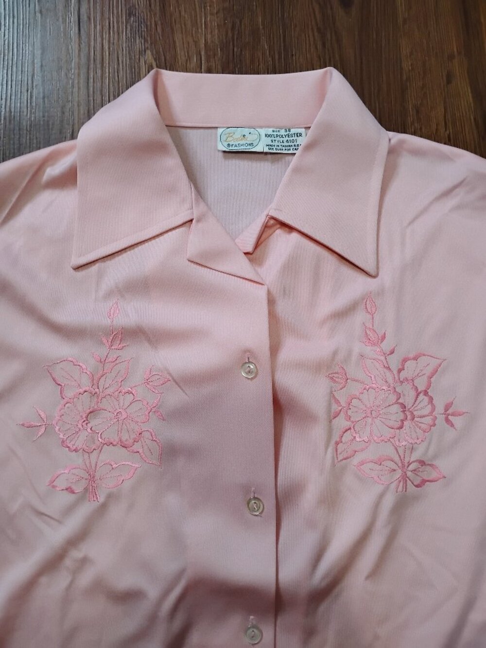 Vintage Beeline Floral Embroidered Western Polyester Shirt Pink